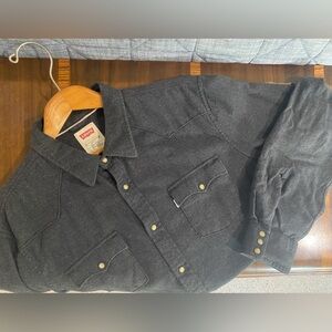 Levi's Men's Charcoal snap button flannel XL.